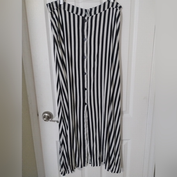 Hot Topic Skirts Hot Topic Skirt Poshmark